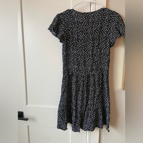 Brand New Forever 21 Floral Dress - Picture 3 of 3